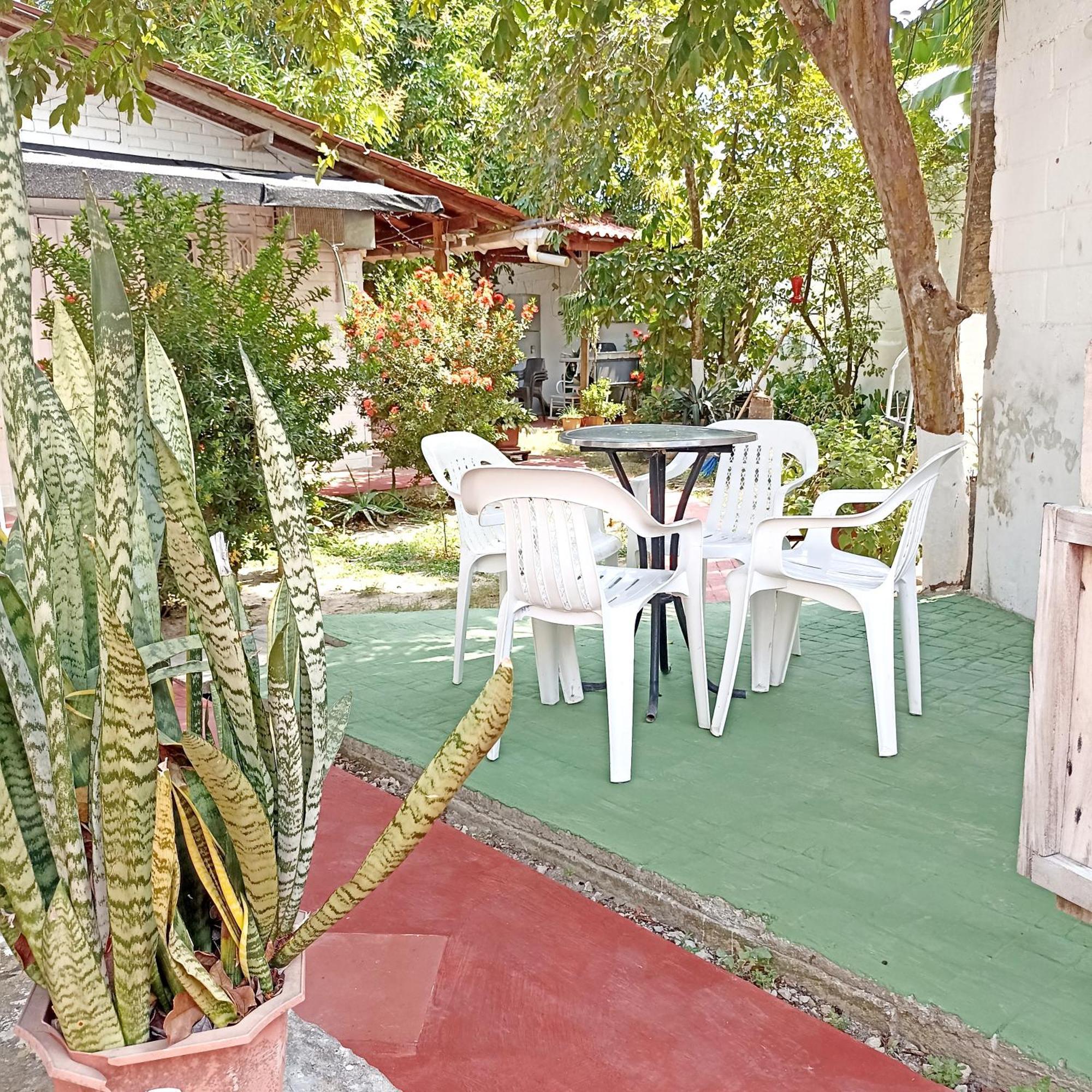 Hostal Corales Tolu Exterior photo
